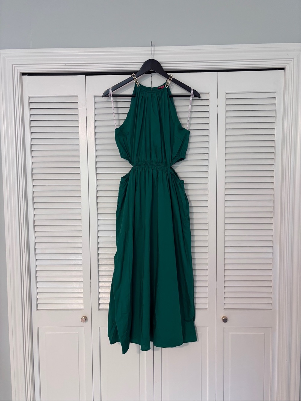 Guess Green Halter Midi Dress with Gold Chain neck - Picture 3 of 6